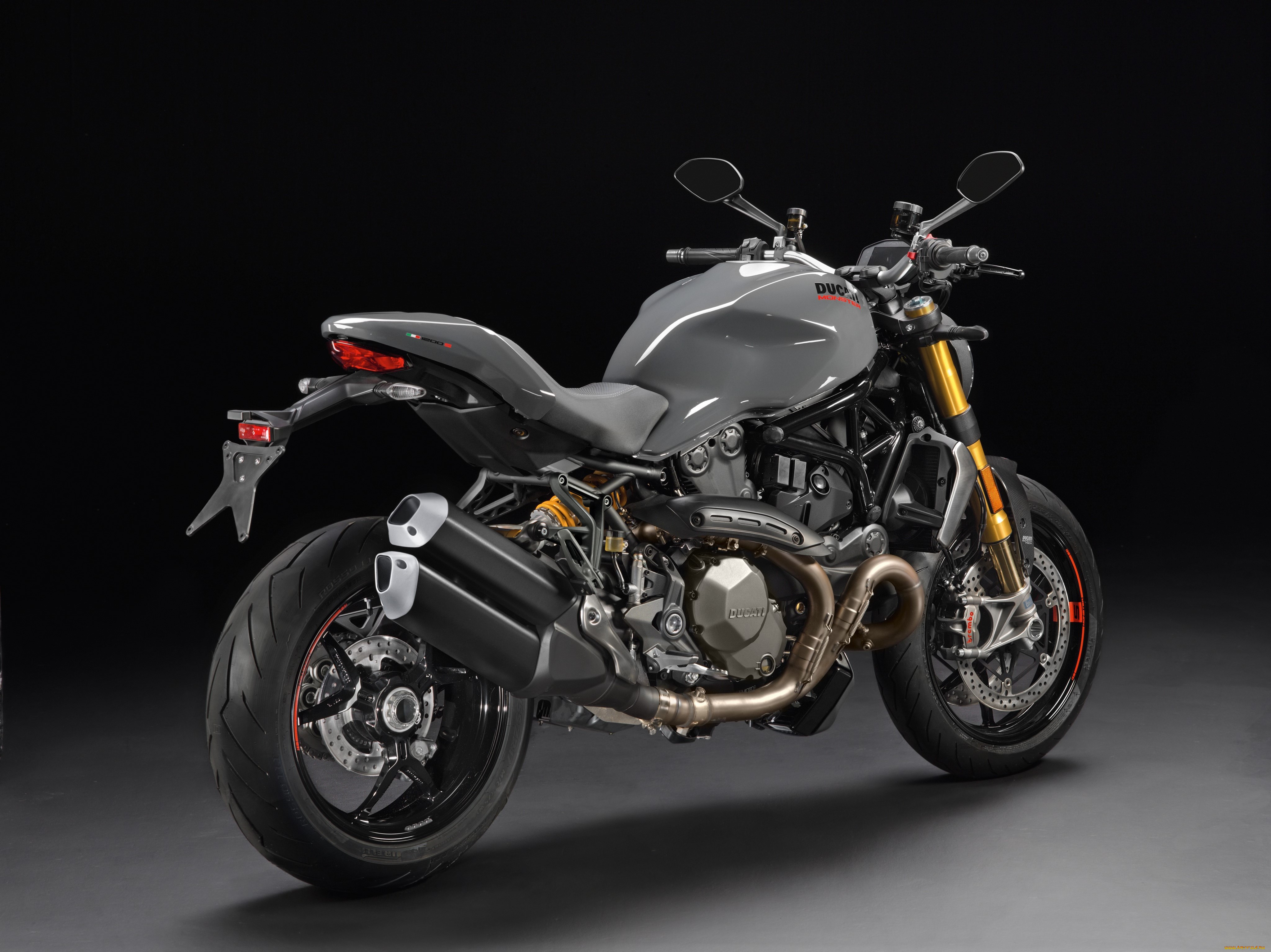 Мотоцикл ducati monster. Ducati Monster 1200s. Ducati Monster 1200 2019. Мотоцикл Дукати Монстер. Дукати монстр 1200.